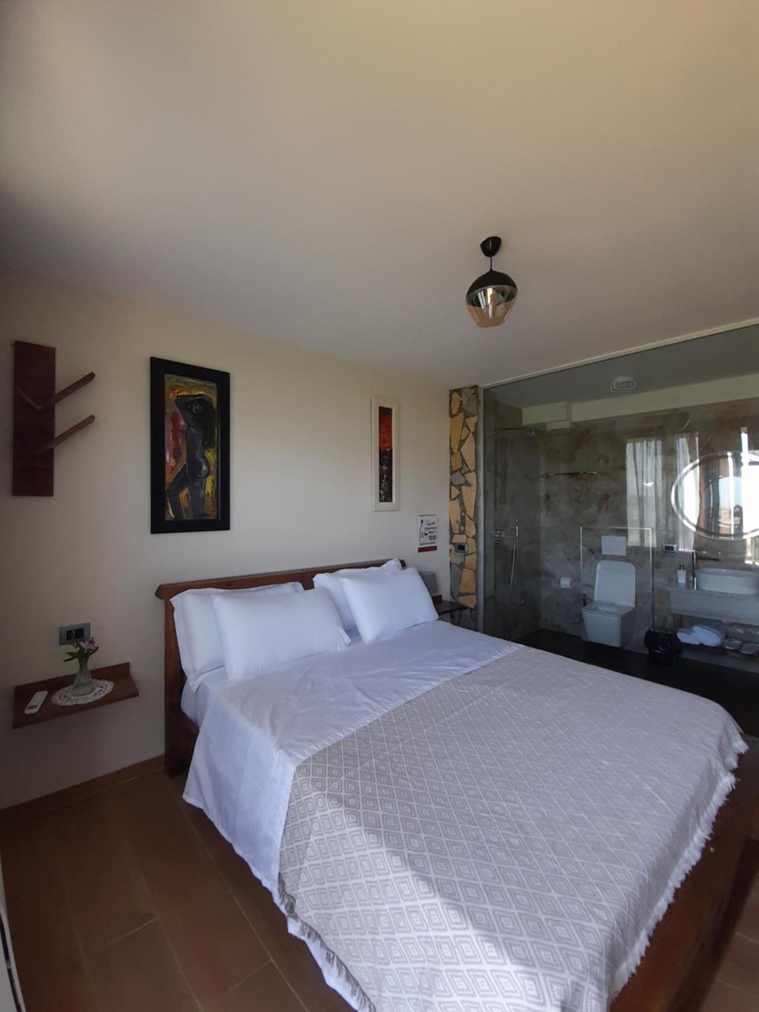Vila Shehi Guesthouse And Winery Mucaj Exteriér fotografie